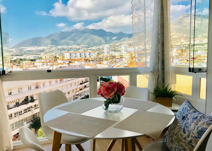 Apartamento Edificio Agata מלון *