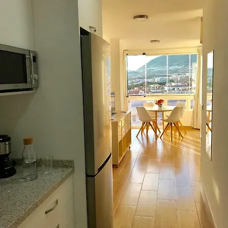 Apartamento Edificio Agata * ベナルマデナ