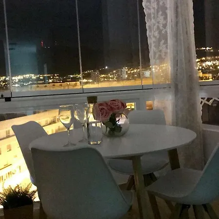 Apartamento Edificio Agata * ベナルマデナ
