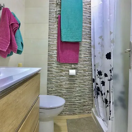 Apartamento Edificio Agata * ベナルマデナ
